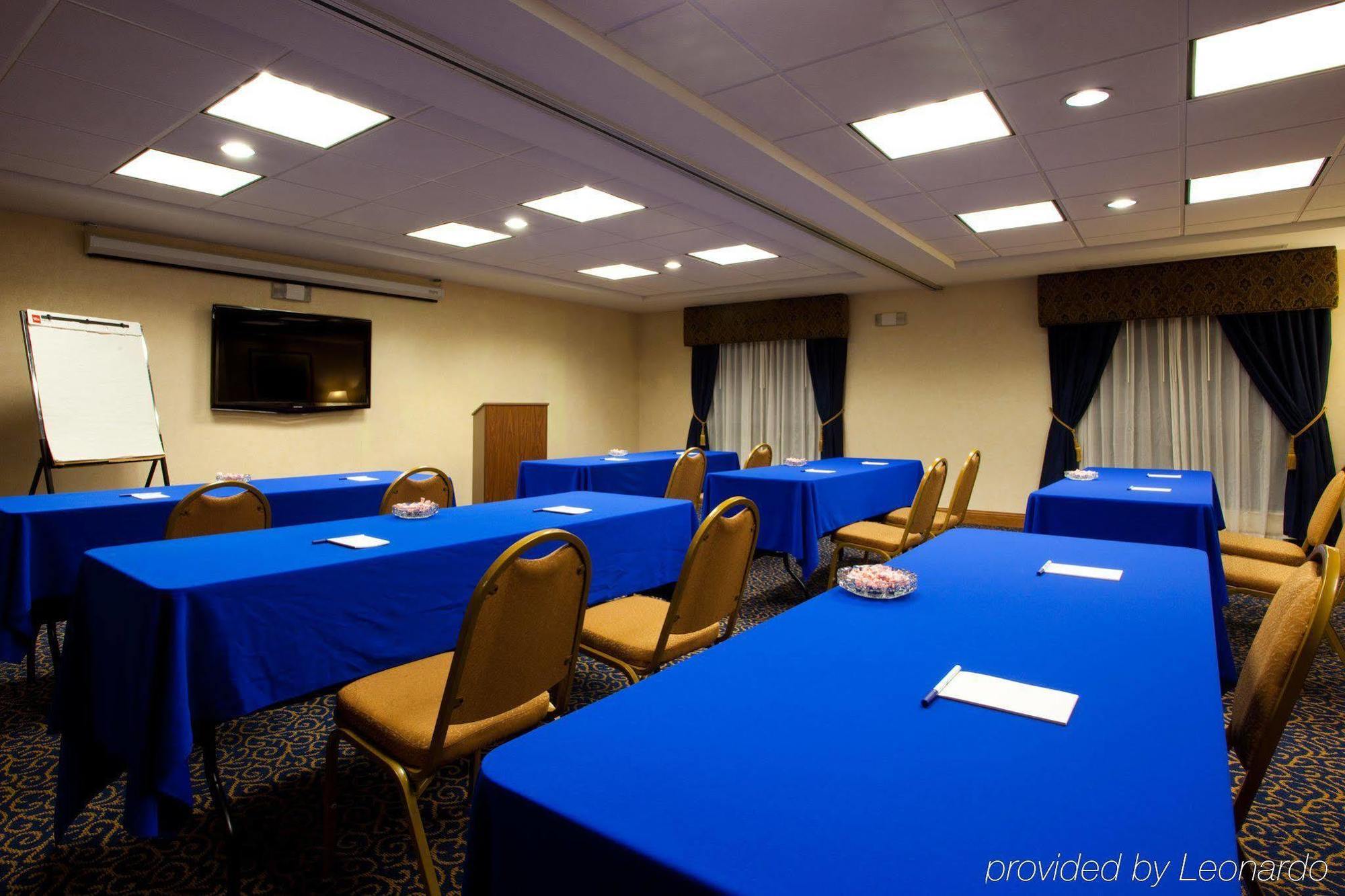 Holiday Inn Express Hotel & Suites Jacksonville-Blount Island By Ihg Екстер'єр фото